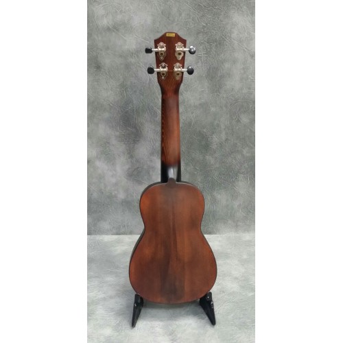 Baton Rouge UR101-ST Soprano ukulele